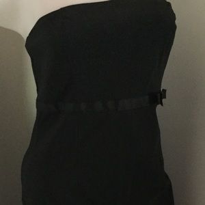 EXPRESS  S T R E T C H Strapless Size: 10